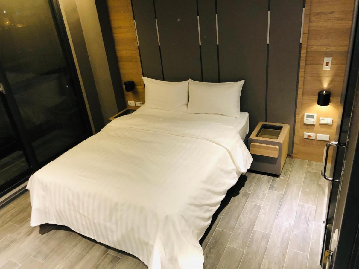 Kiwi Share Hotel Zhongli Exterior photo